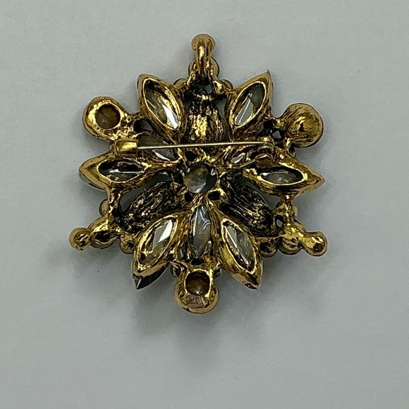 Green Flower/Snowflake Brooch /Pendant - Picture 4 of 6